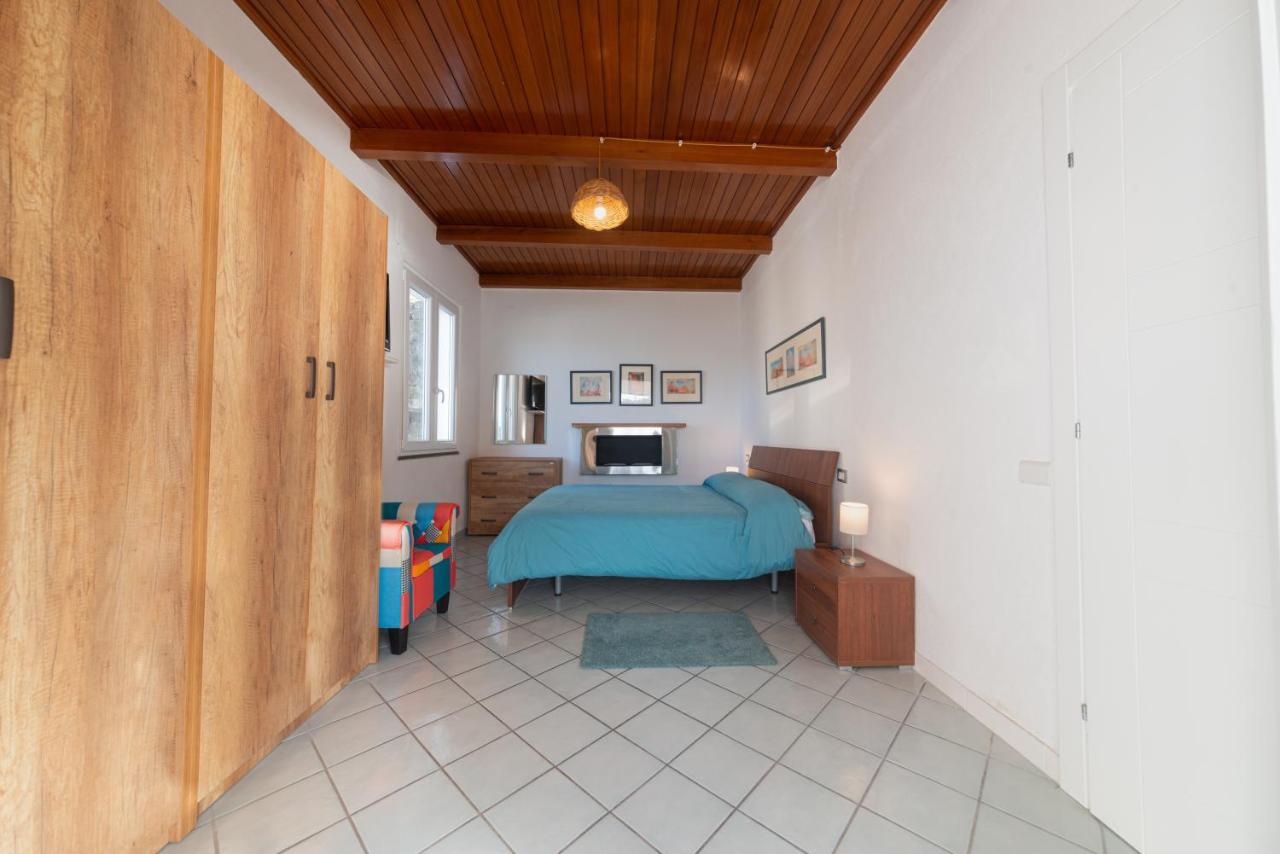 Appartamento La Casa Sul Porto Ischia Esterno foto